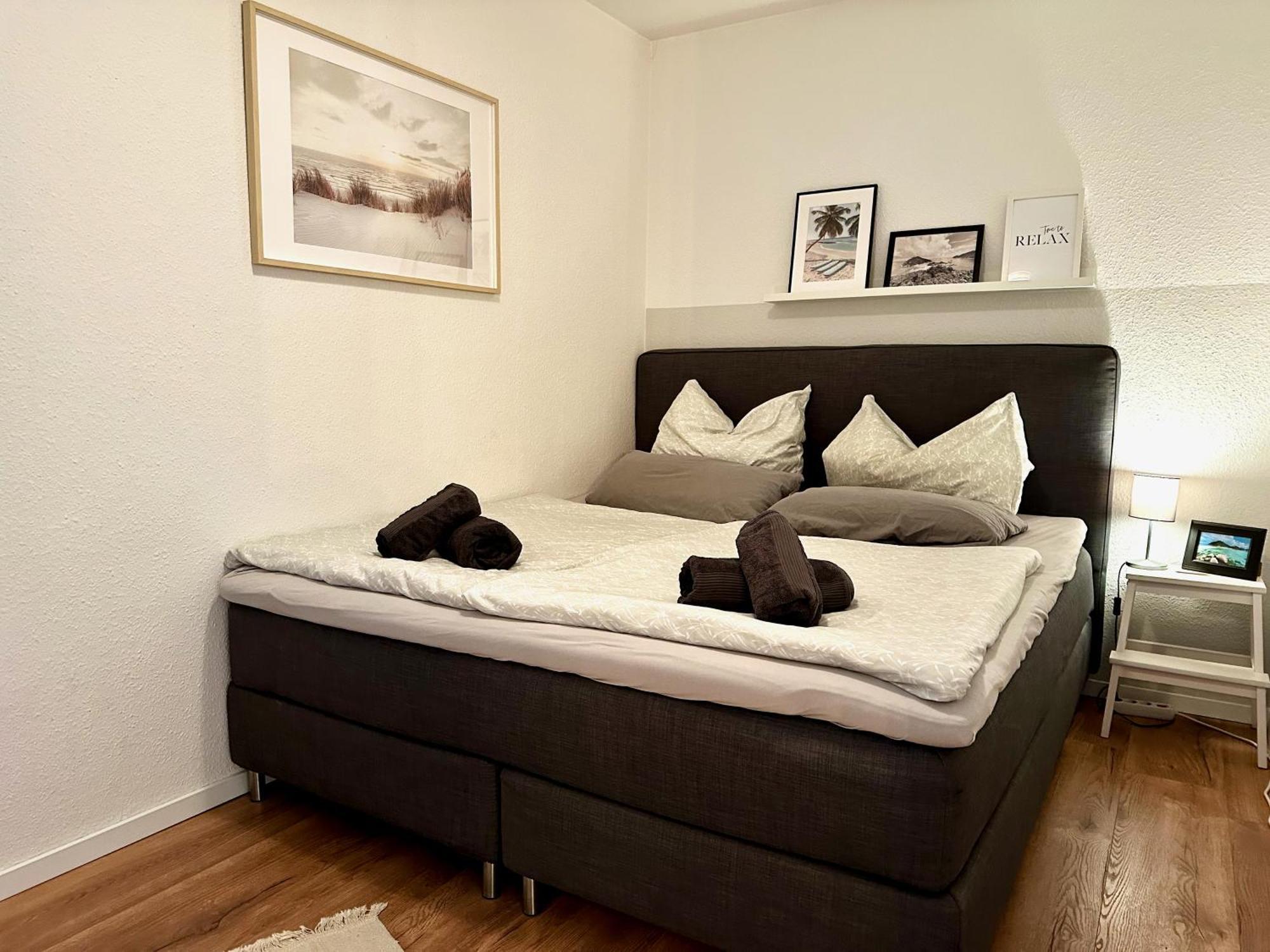 Geraeumiges 2r City-apartment Uninaehe Mit Tv Streaming, Terrasse Appartement *